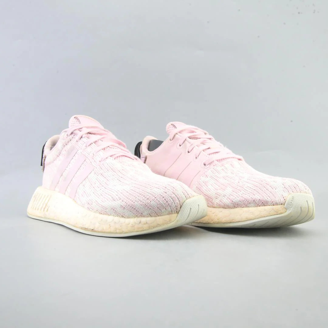 NMD R2
