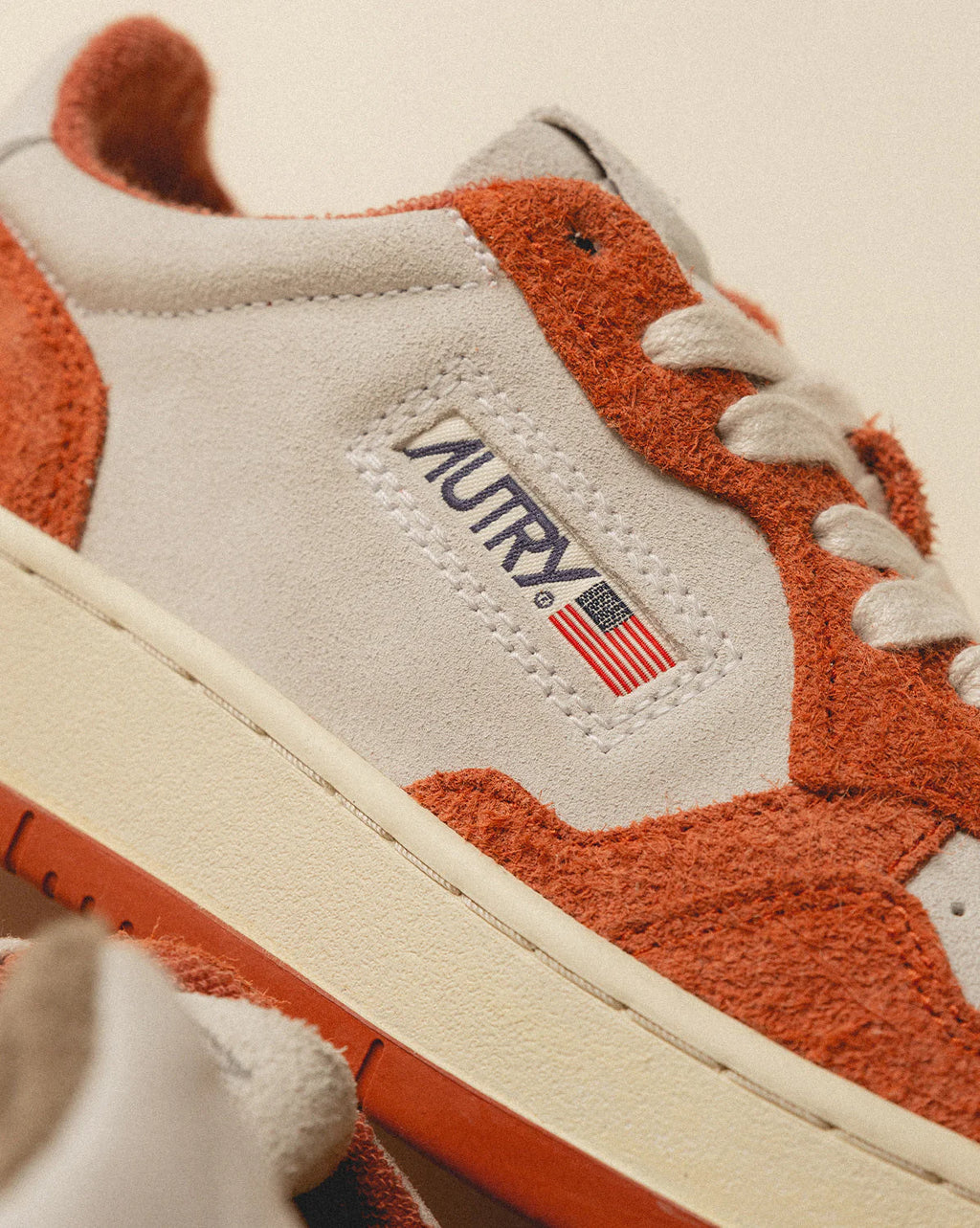 Medalist W *Suede / Long Suede*