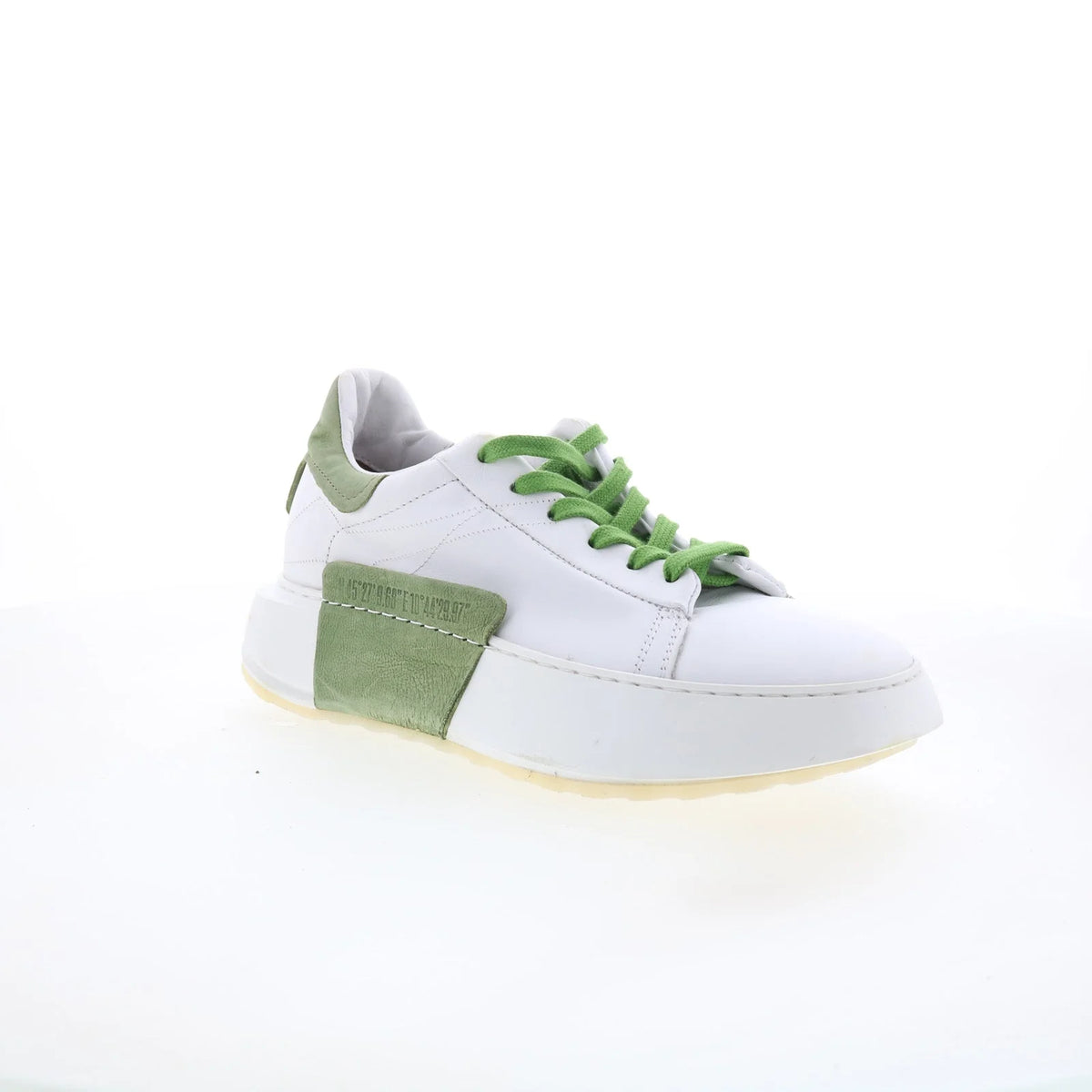 Hannie Womens White Leather Lace Up Lifestyle Sneakers Shoes