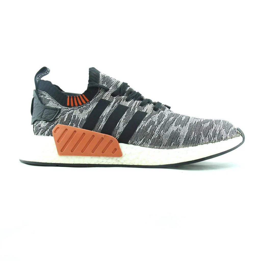 NMD R2