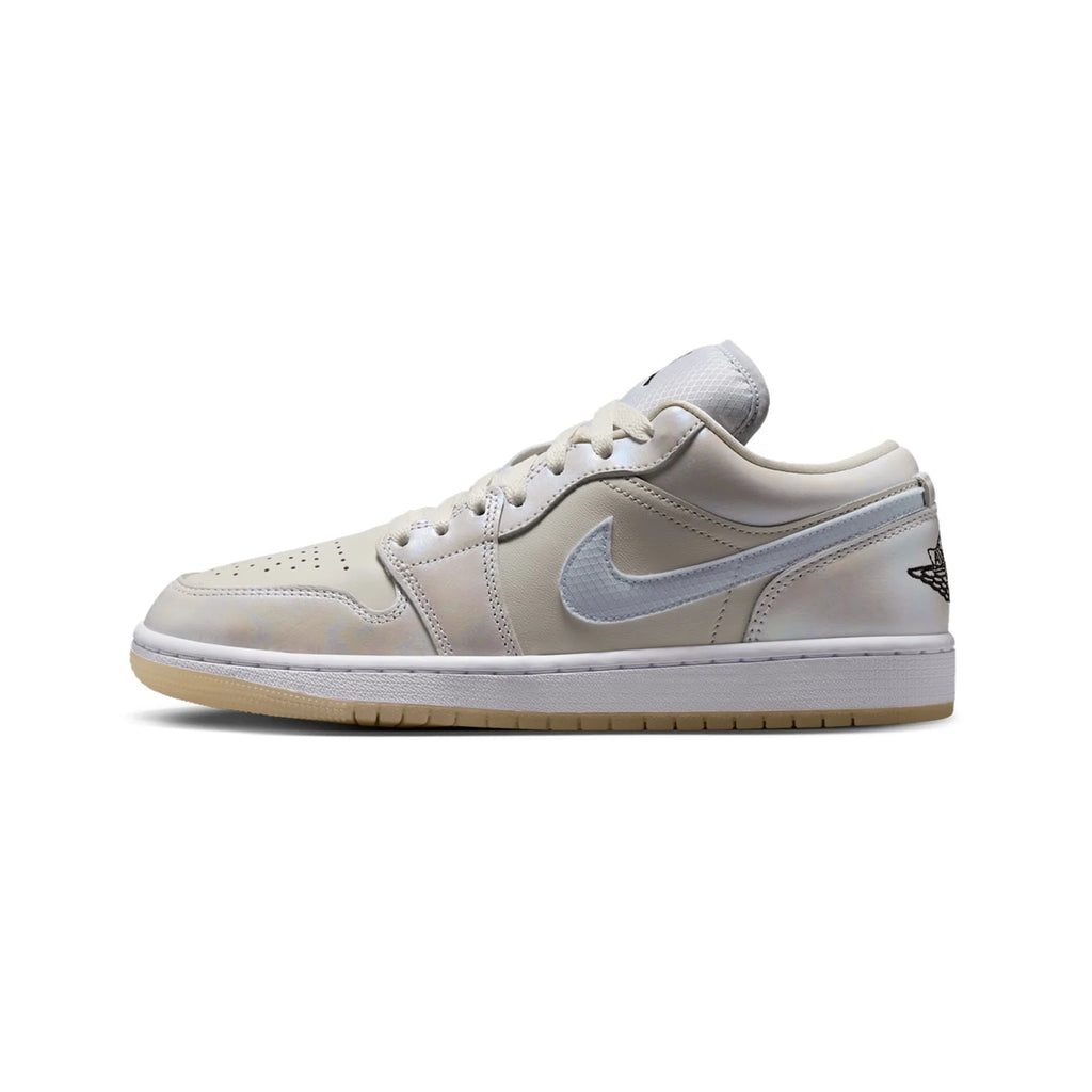 1 Low SE 'Year of the Snake' Women's (2025)