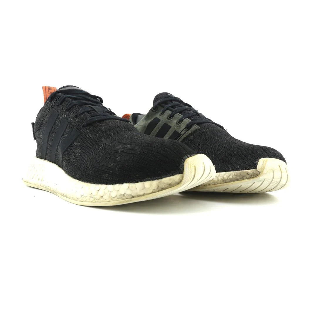 NMD R2