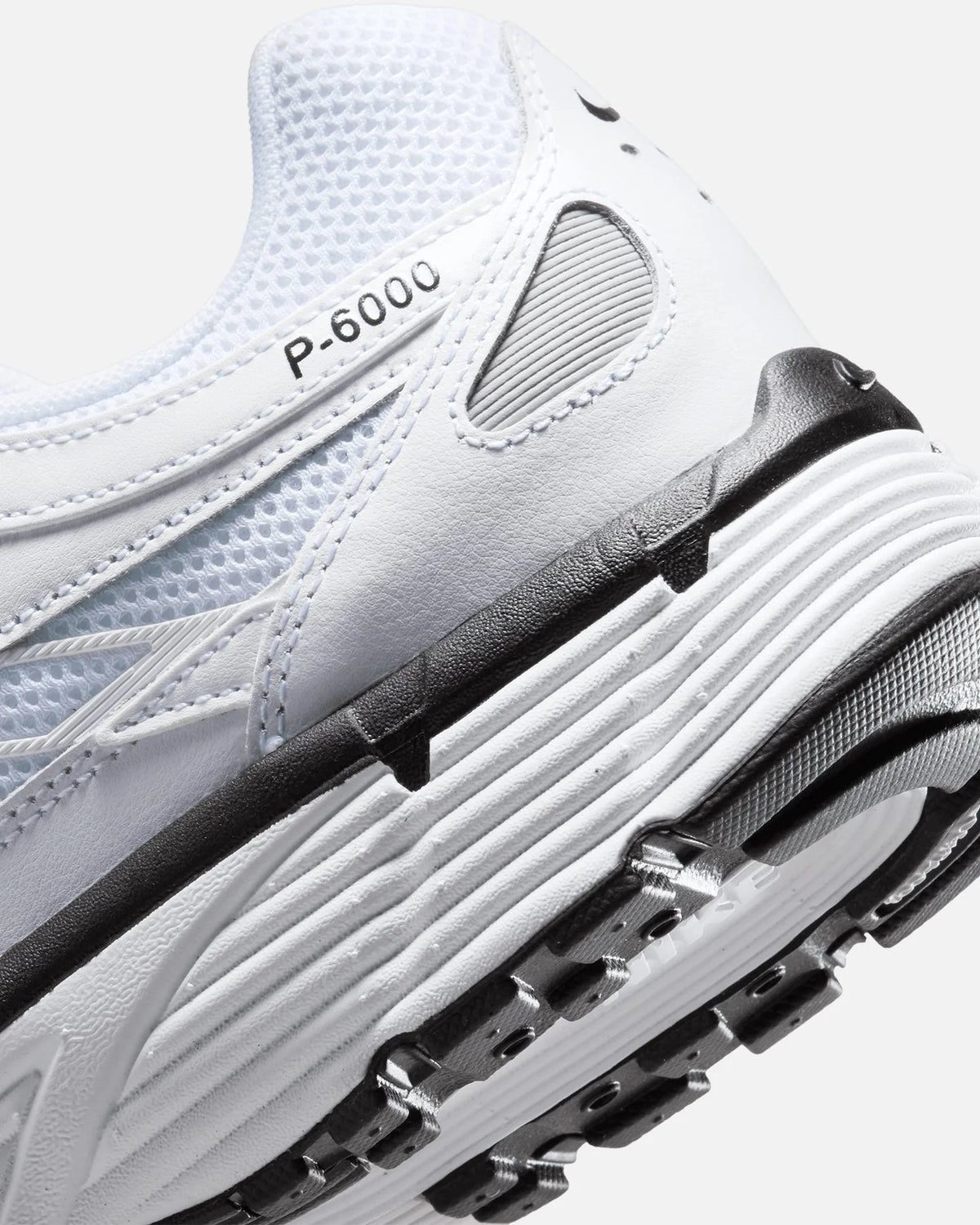 P-6000 White/Black