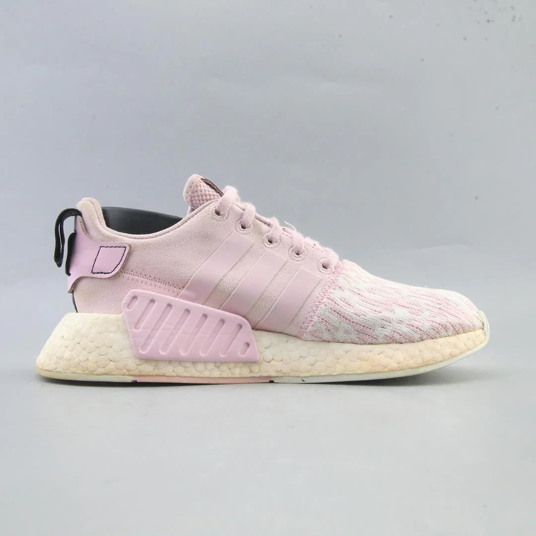NMD R2