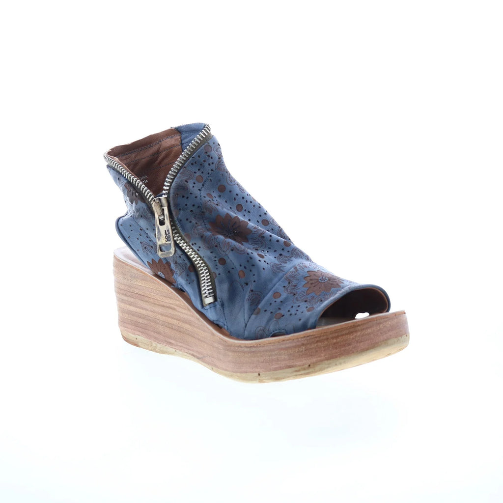 Naylor Floral Womens Blue Leather Zipper Wedges Sandals Shoes
