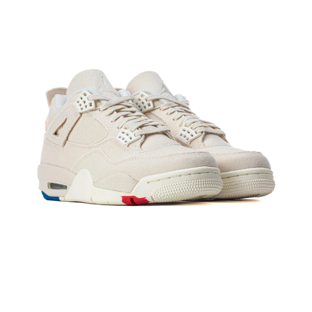 4 Retro 'Blank Canvas' W (2022)