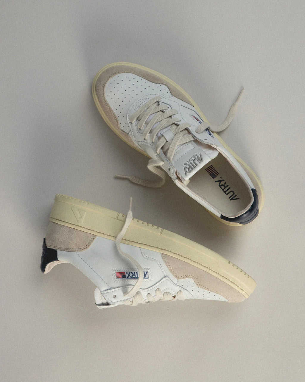 Medalist *Leather / Suede*