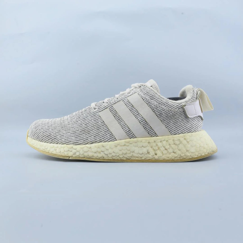 NMD R2