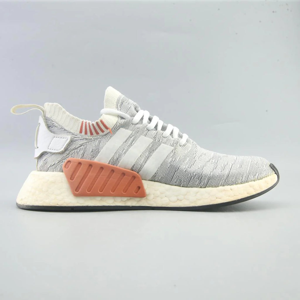 NMD R2