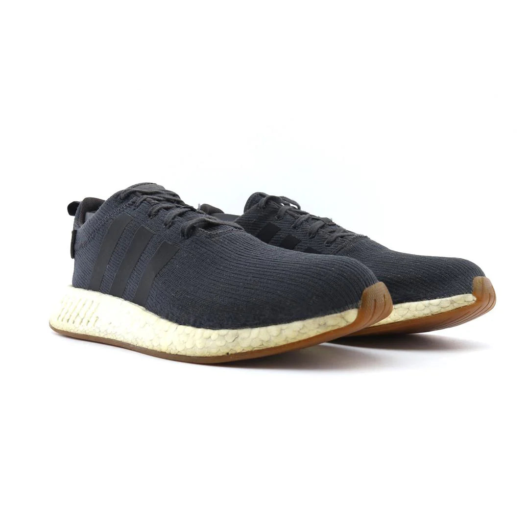 NMD R2