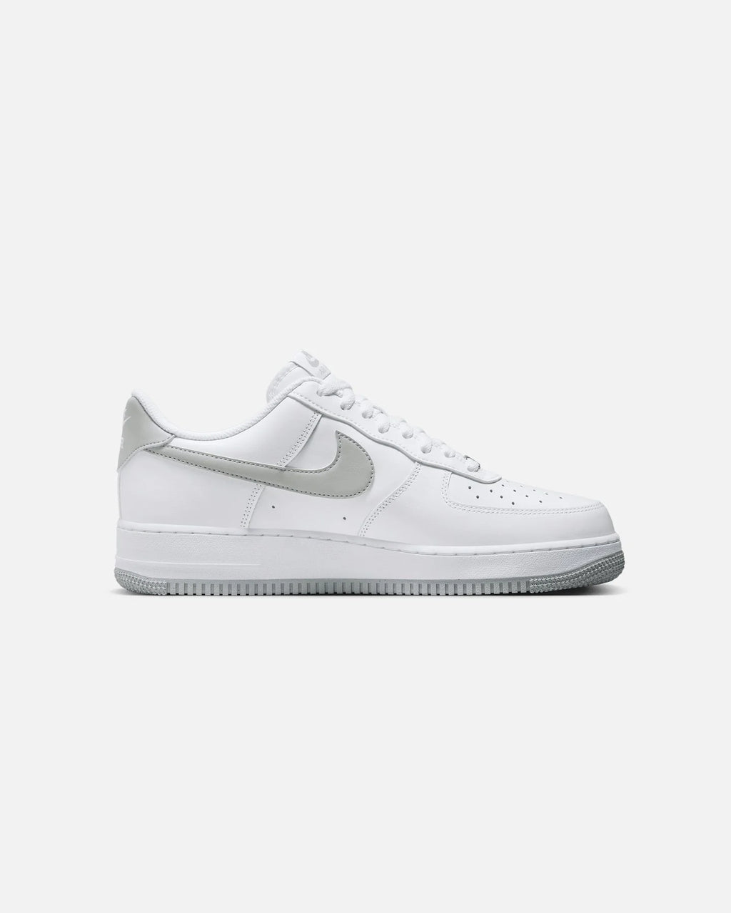 Air Force 1 '07 Essentials "Light Grey" White/Smoke Grey