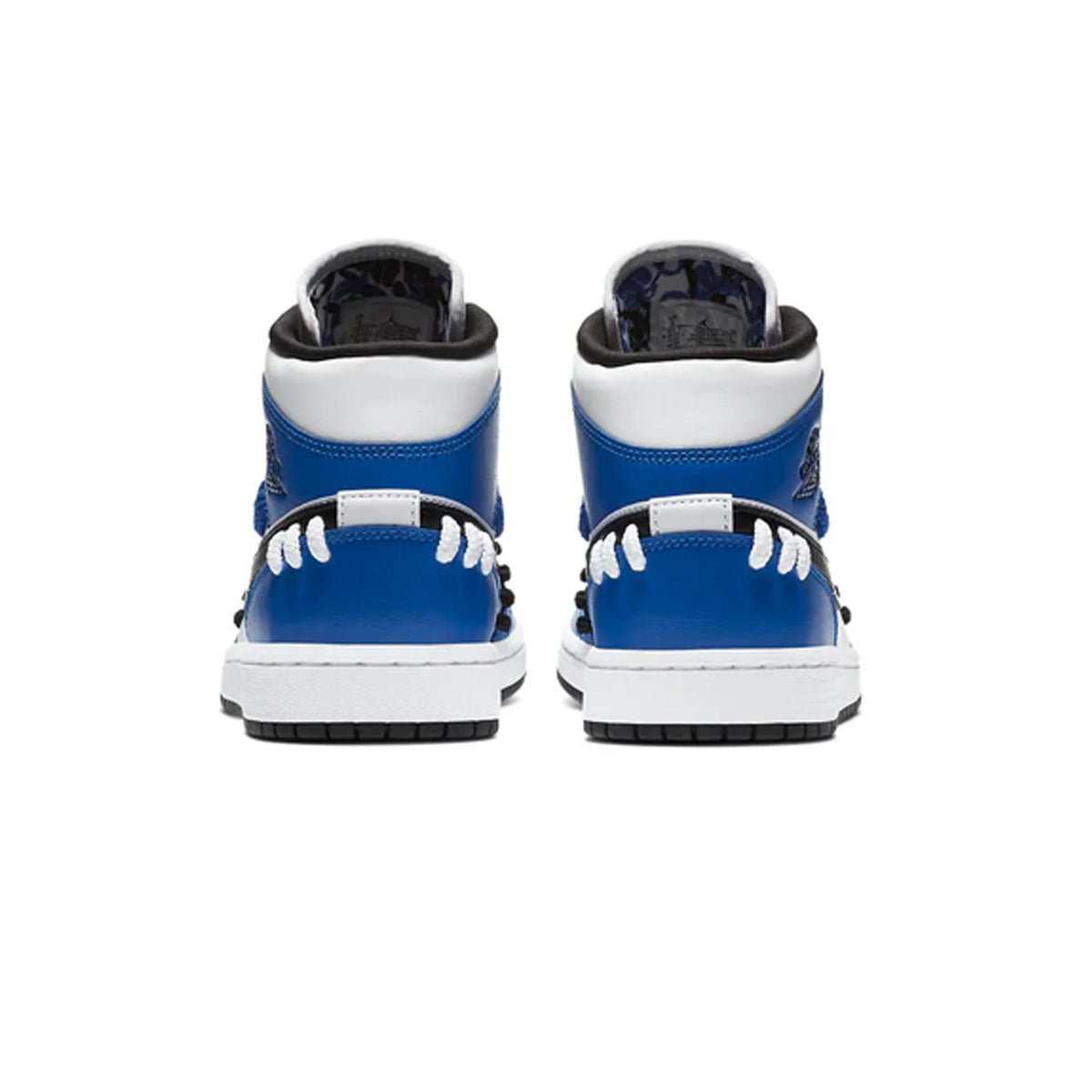 1 Mid W 'Sisterhood'