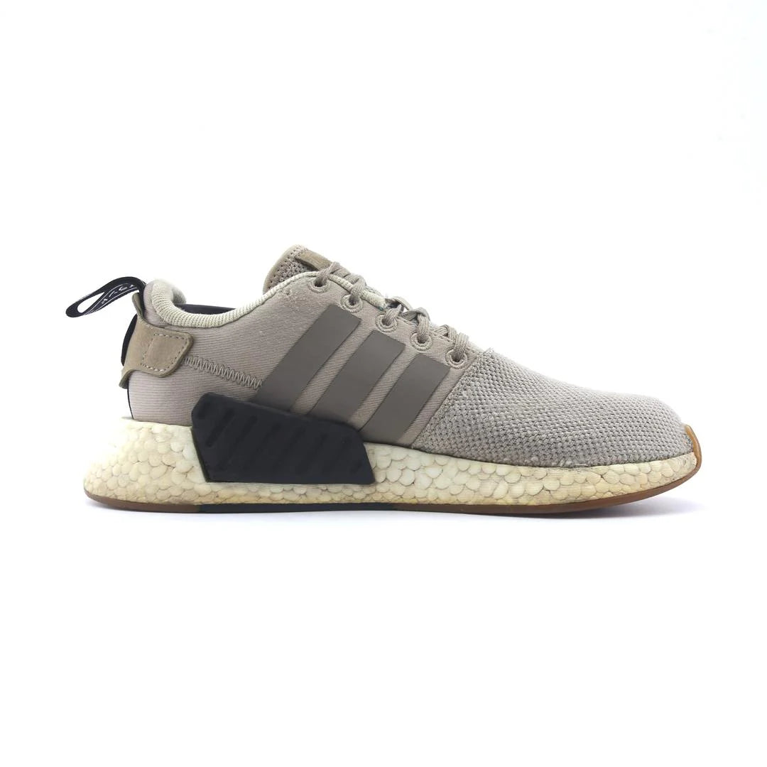 NMD R2