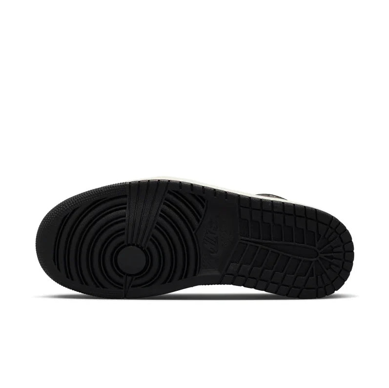1 Mid 'Gym Red' Panda Women's (2023)