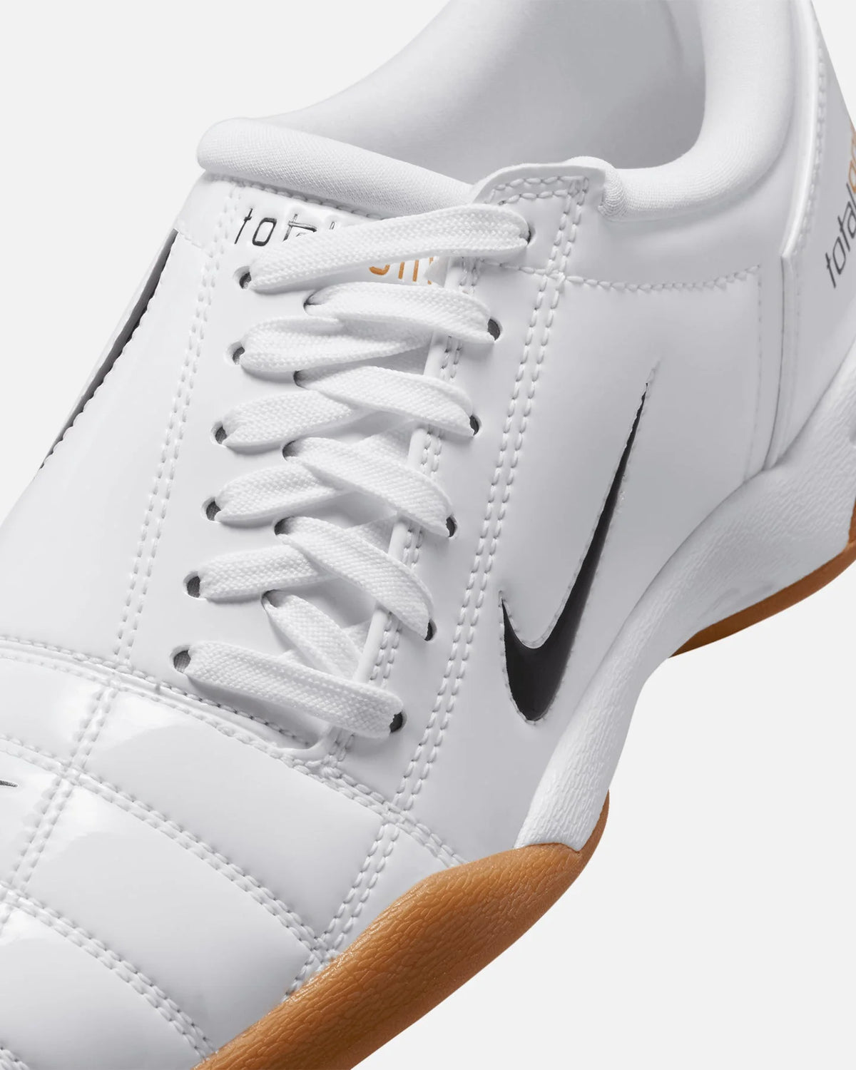 Women's Total 90 White/Black