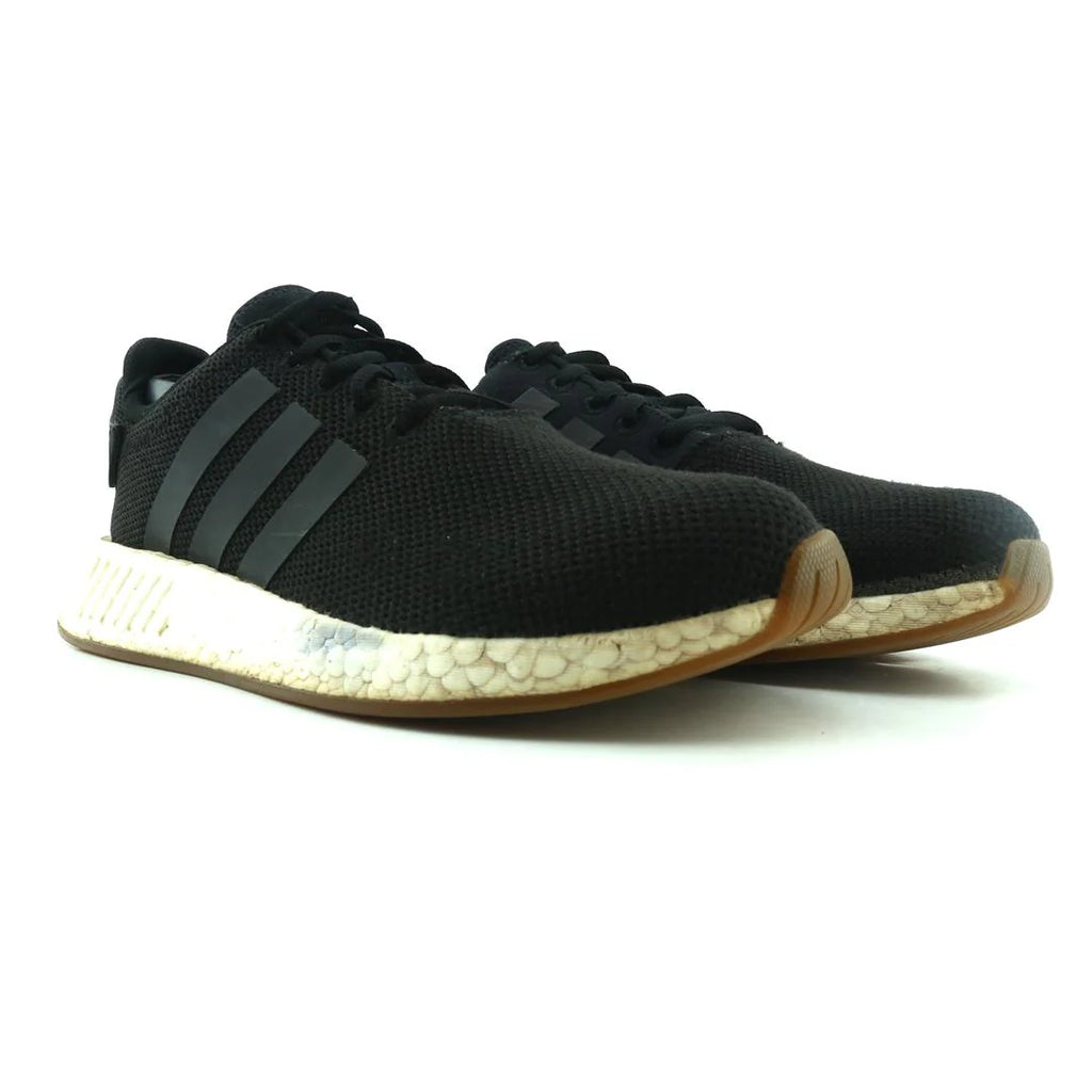 NMD R2