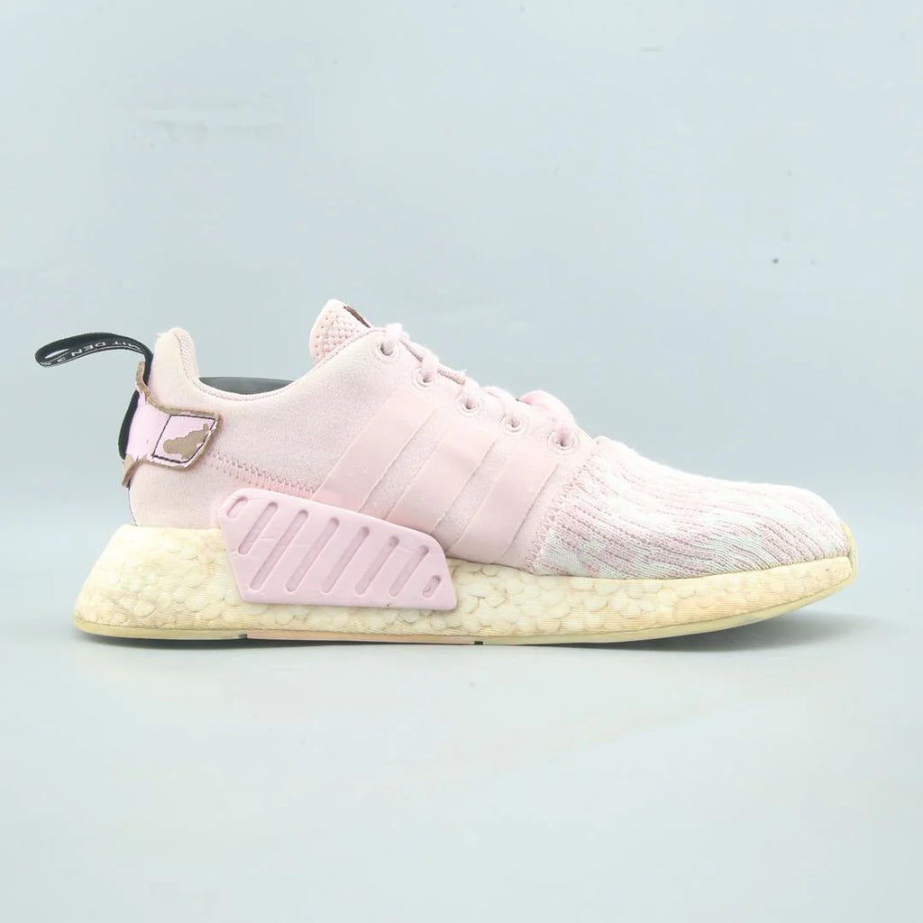 NMD R2
