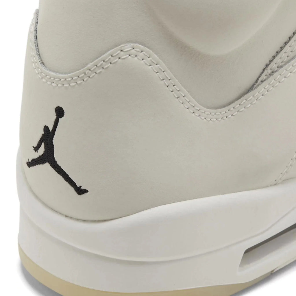 5 Retro SE 'Sail' (2024)