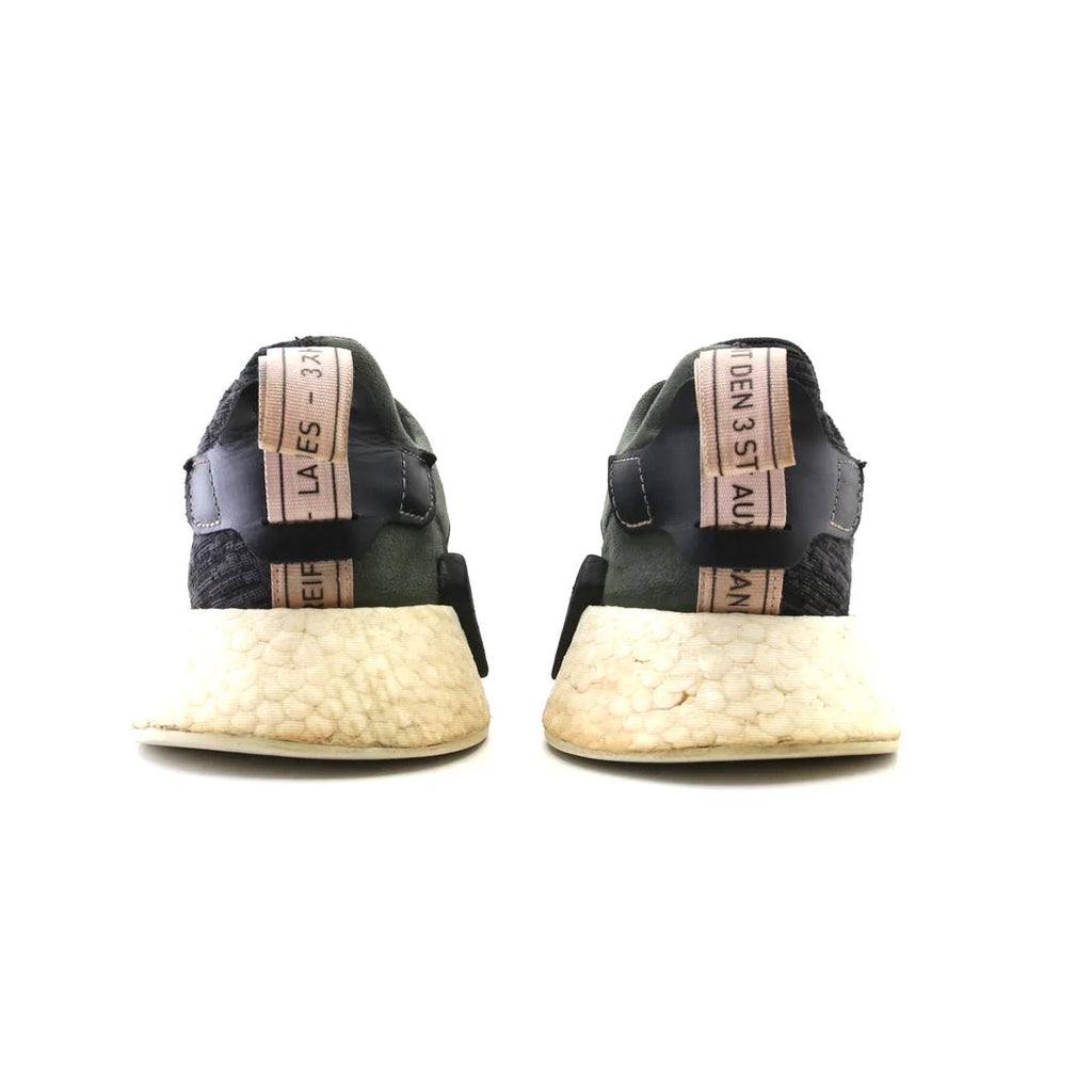 NMD R2