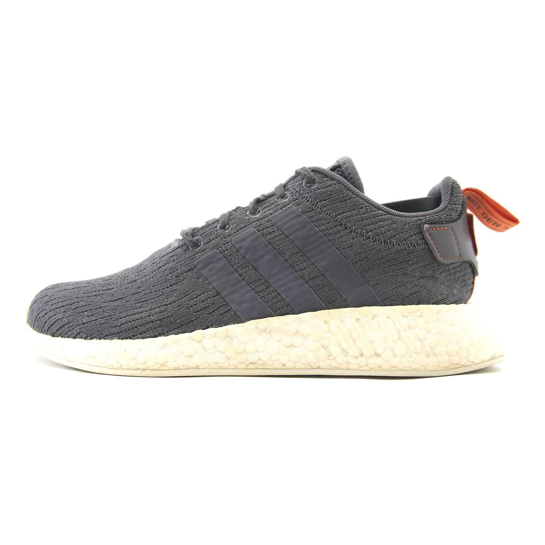 NMD R2