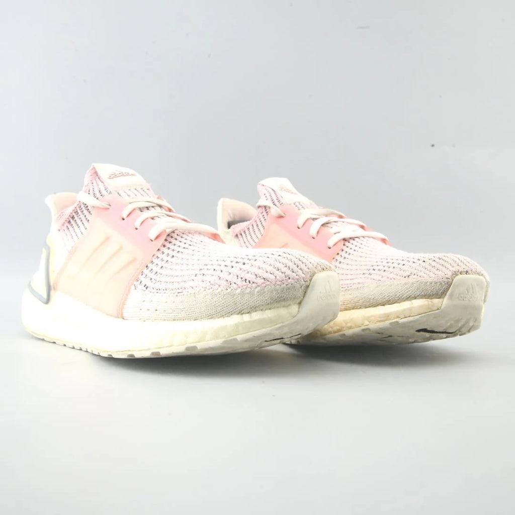 ULTRA BOOST 19