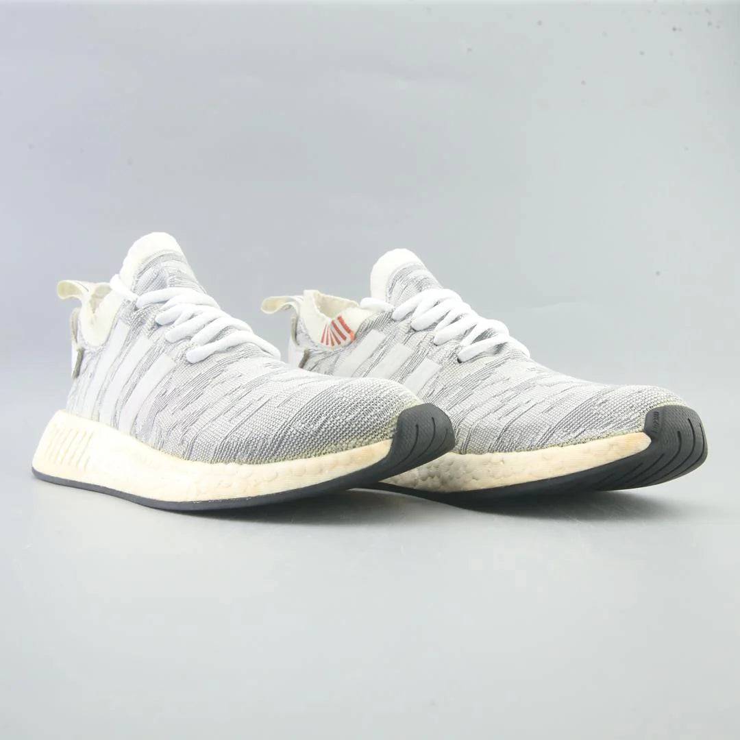 NMD R2