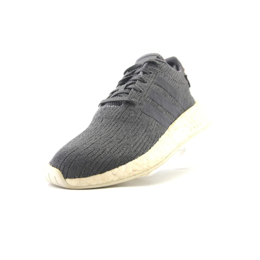 NMD R2