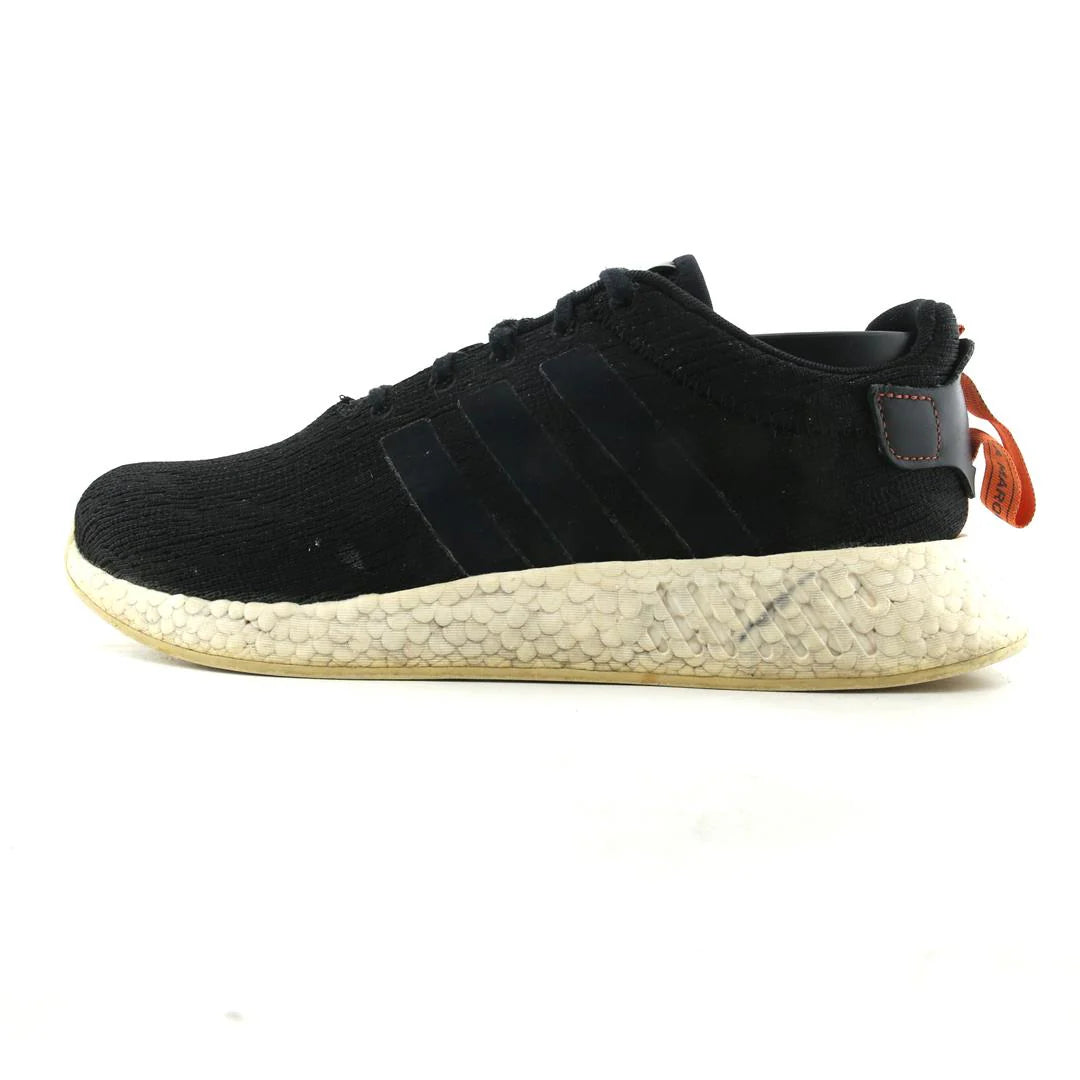NMD R2