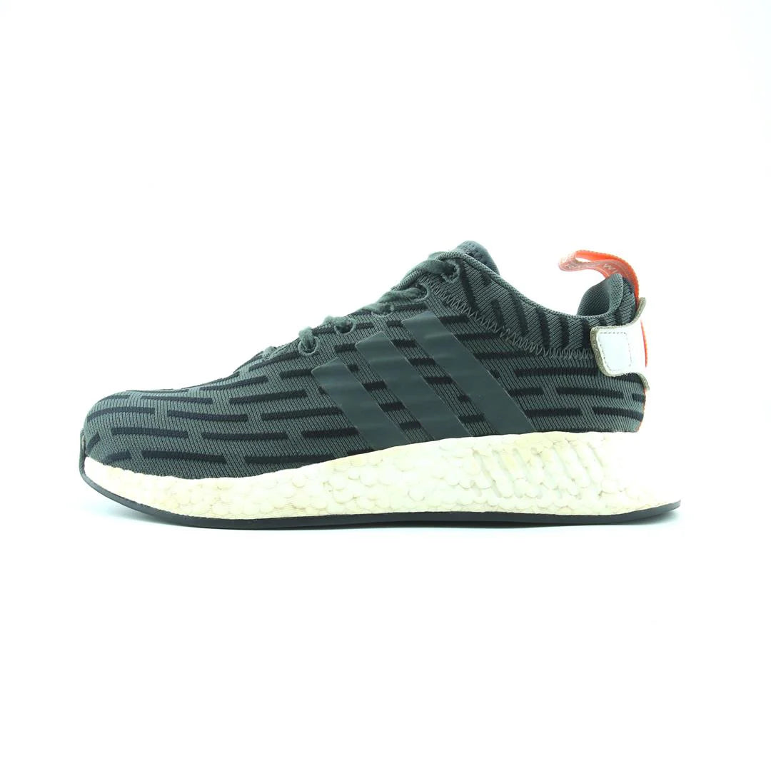 NMD R2