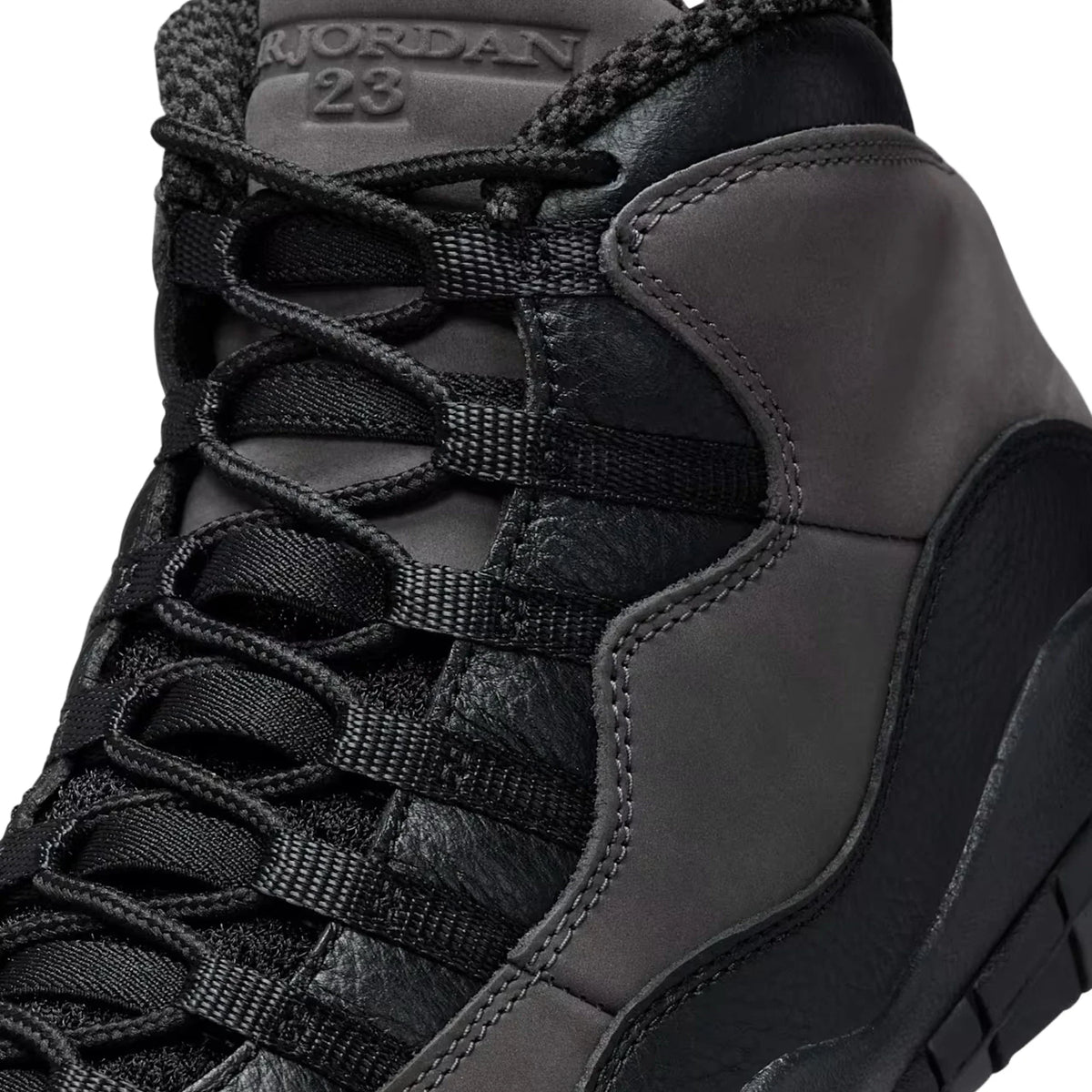 10 Retro 'Shadow' (2025)
