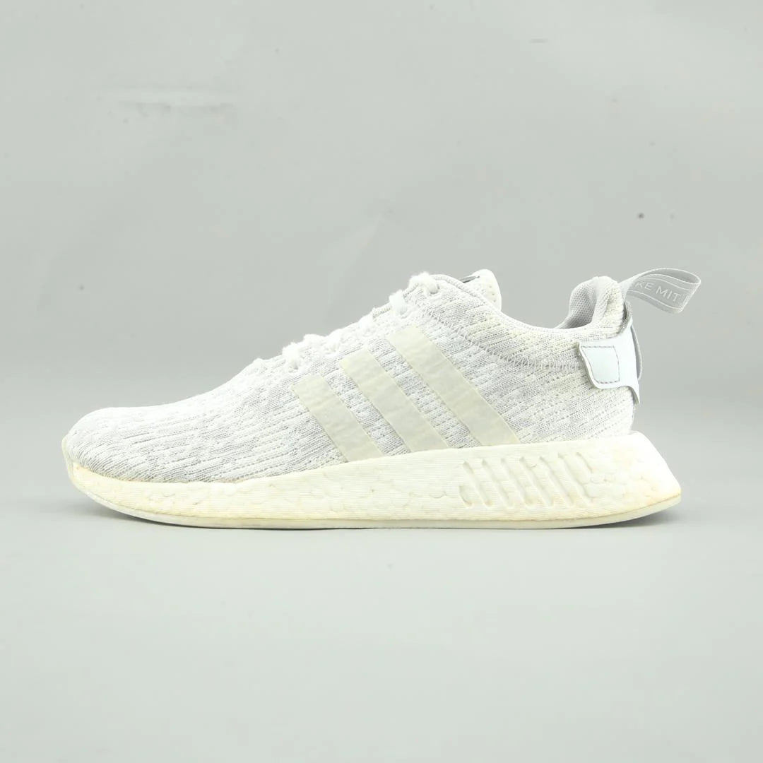 NMD R2