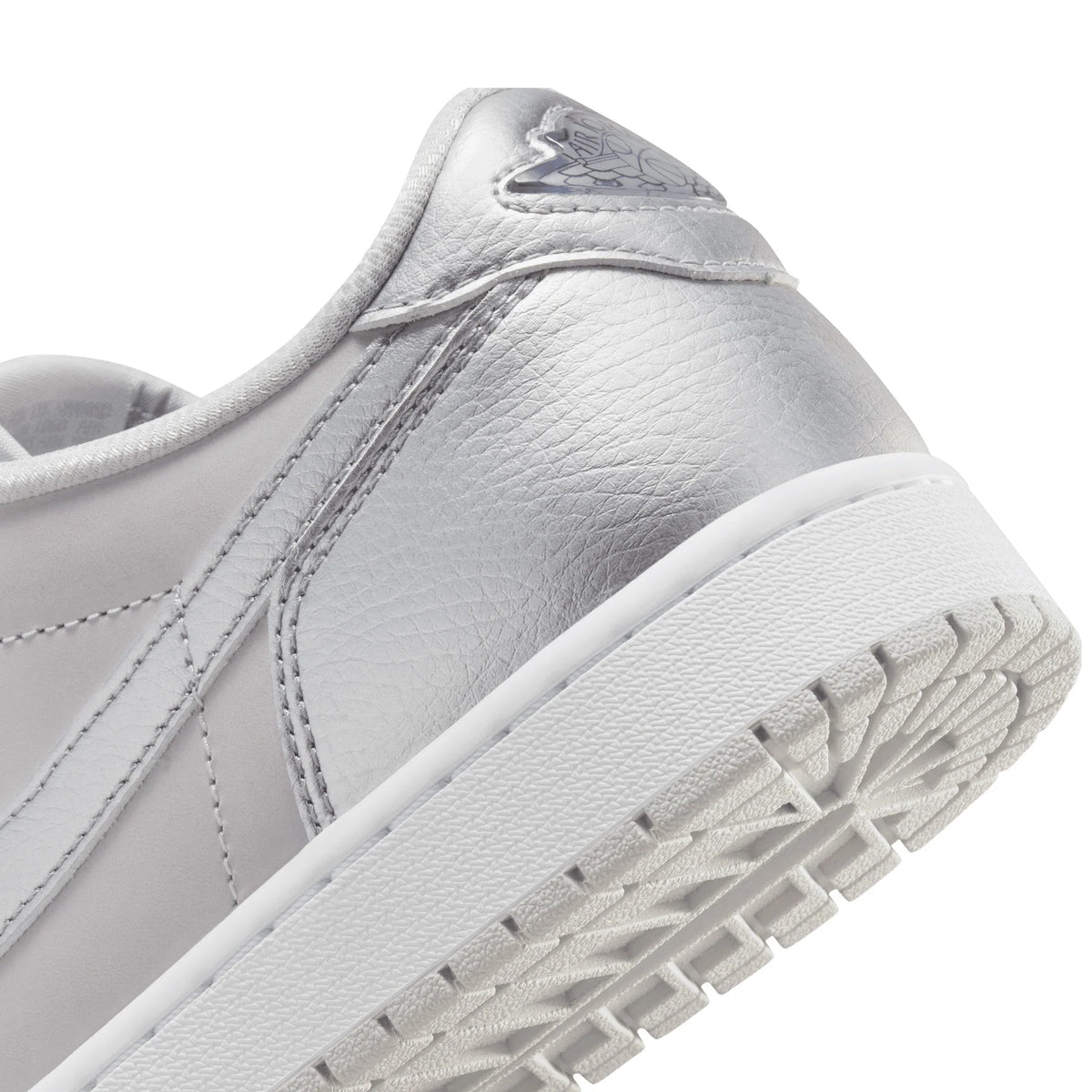 1 Low OG 'Metallic Silver' (2024)