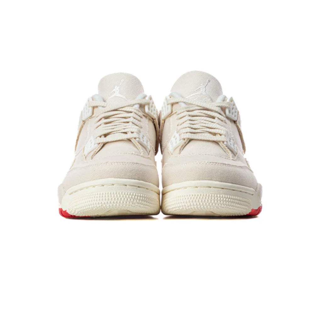 4 Retro 'Blank Canvas' W (2022)