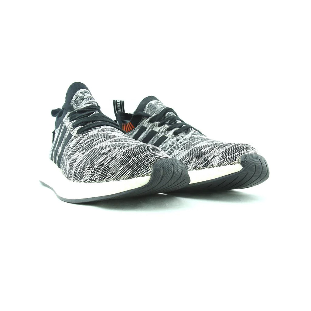 NMD R2