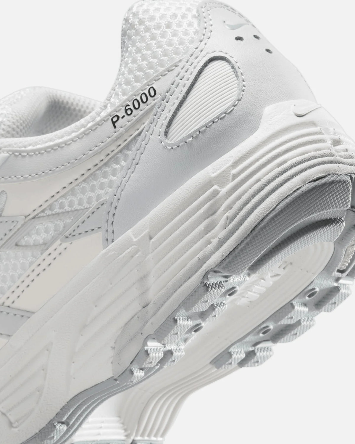 Women's P-6000 SE Summit White/Wolf Grey