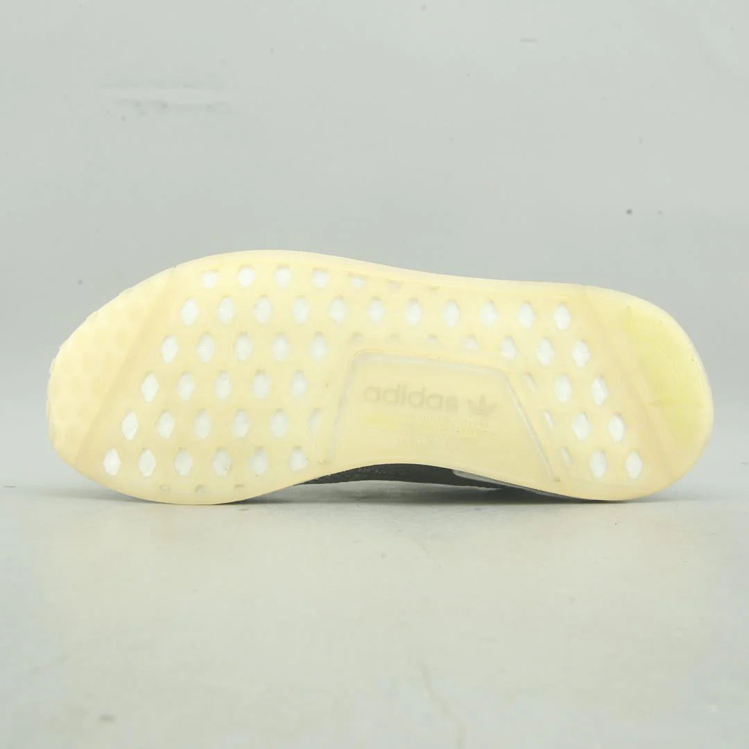 NMD R1 SPECTOO