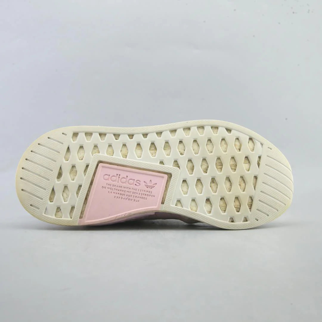 NMD R2