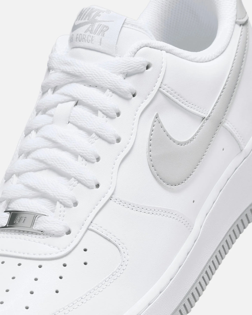 Air Force 1 '07 Essentials "Light Grey" White/Smoke Grey