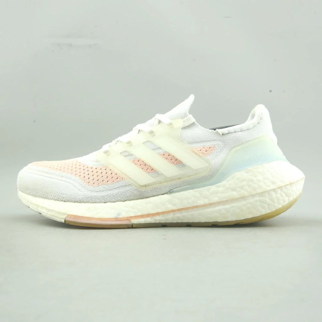 ULTRA BOOST 21