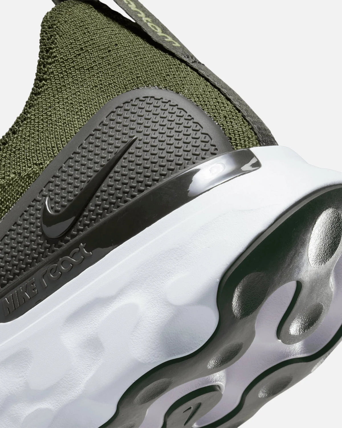 React Phantom Run FlyKnit 2 Rough Green/Yellow