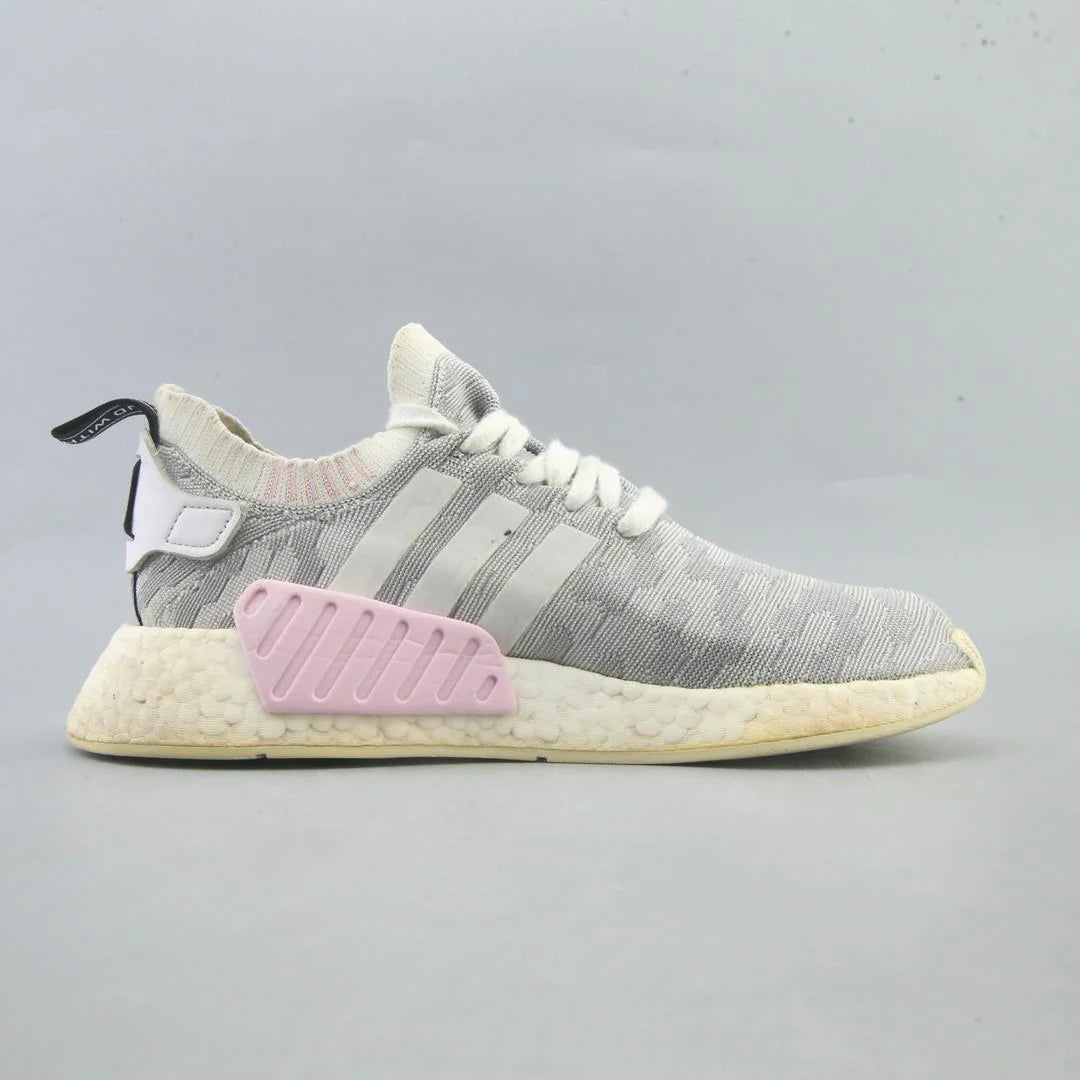 NMD R2