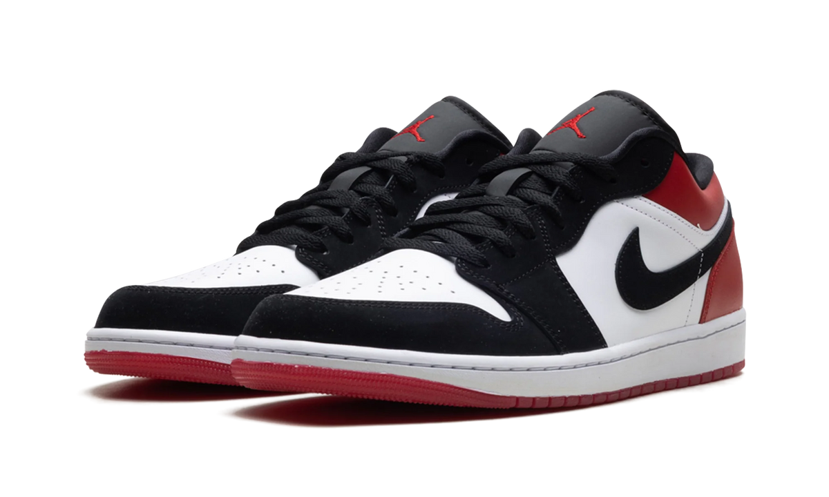 1 Low SE "Black Toe (2025)" IB8971 106