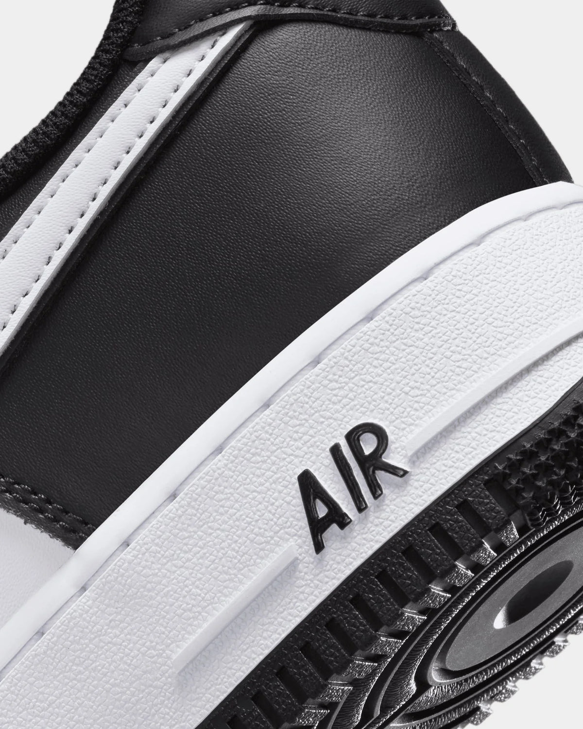Air Force 1 '07 "Panda" Black/White/Black