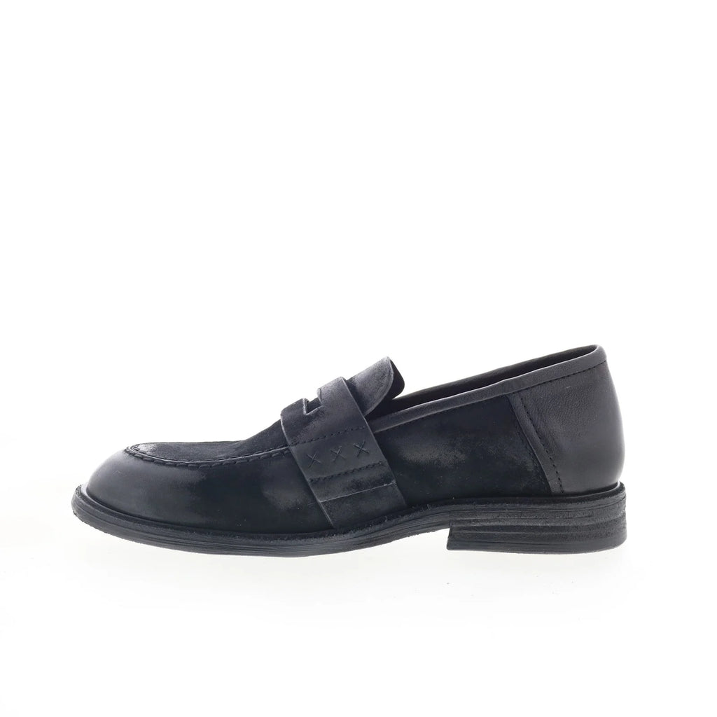 Vern B20101-101-0004 Womens Black Loafers & Slip Ons Casual Shoes