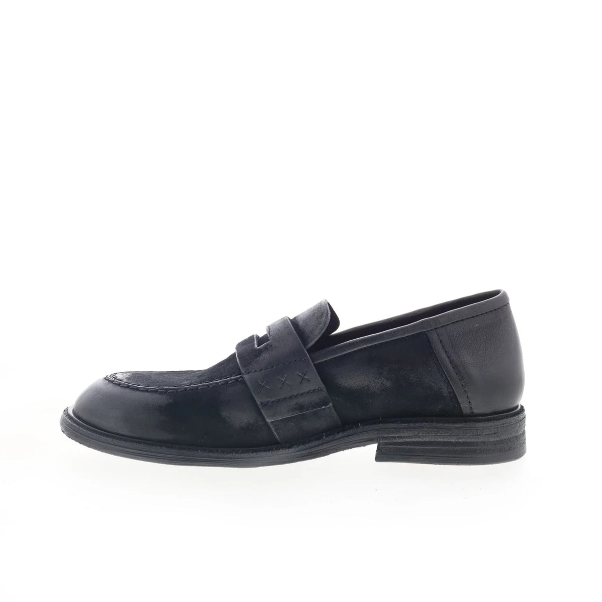 Vern B20101-101-0004 Womens Black Loafers & Slip Ons Casual Shoes