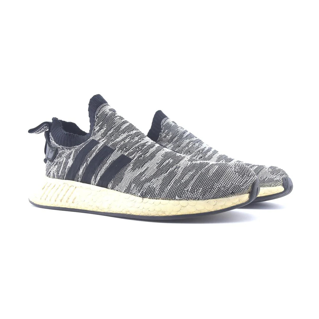 NMD R2