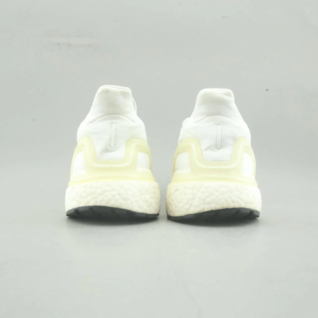 ULTRA BOOST 20