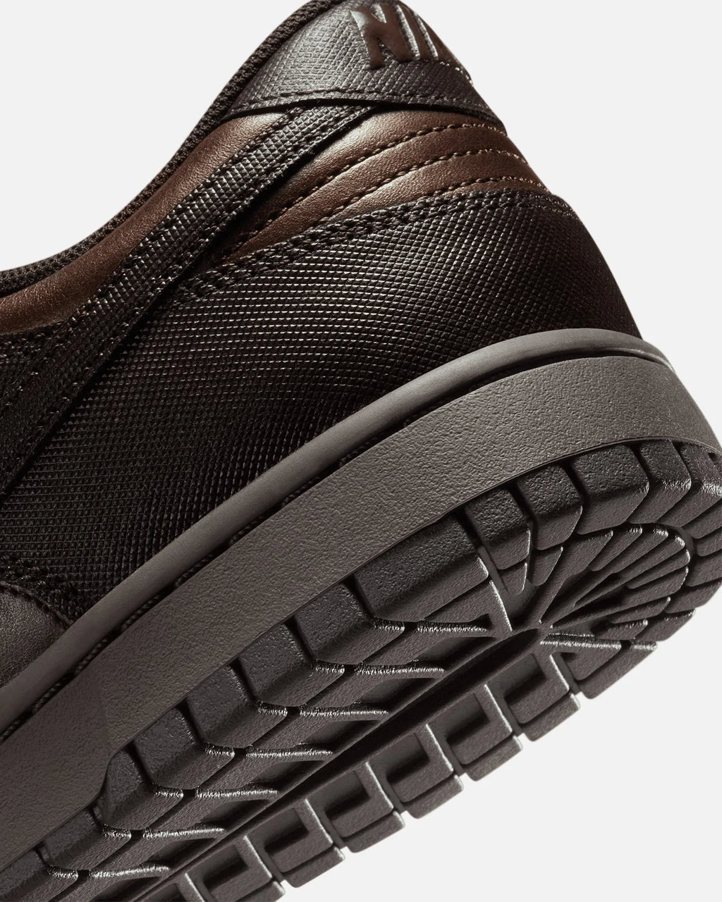 Dunk Low Retro Premium Ironstone/Velvet Brown