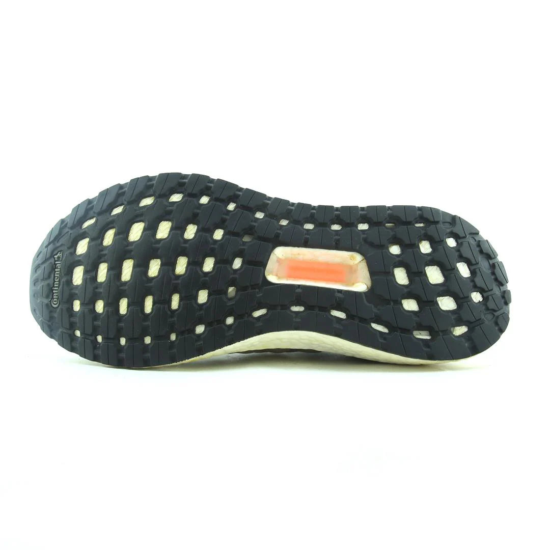 ULTRA BOOST 19