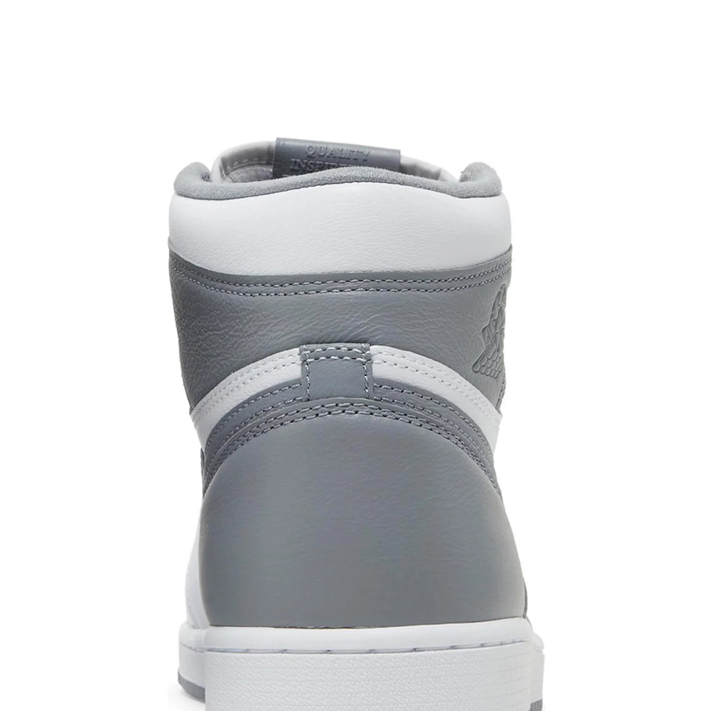 1 Retro High OG 'Stealth' (2022)
